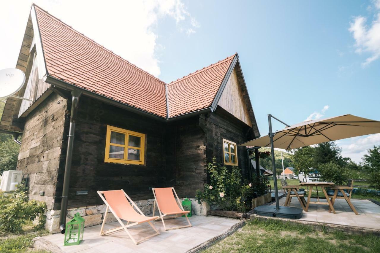 Plitvice Chalet Villa Korana Exterior photo