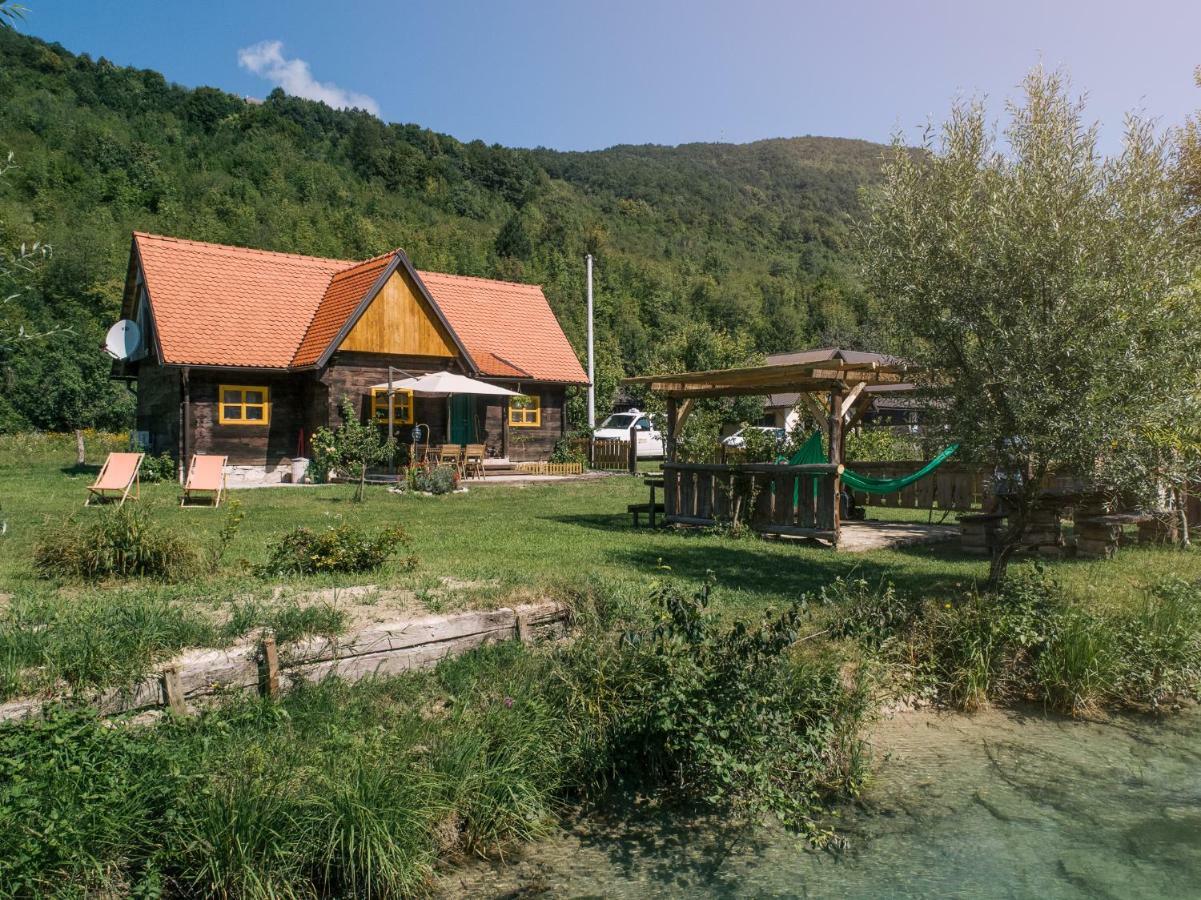 Plitvice Chalet Villa Korana Exterior photo